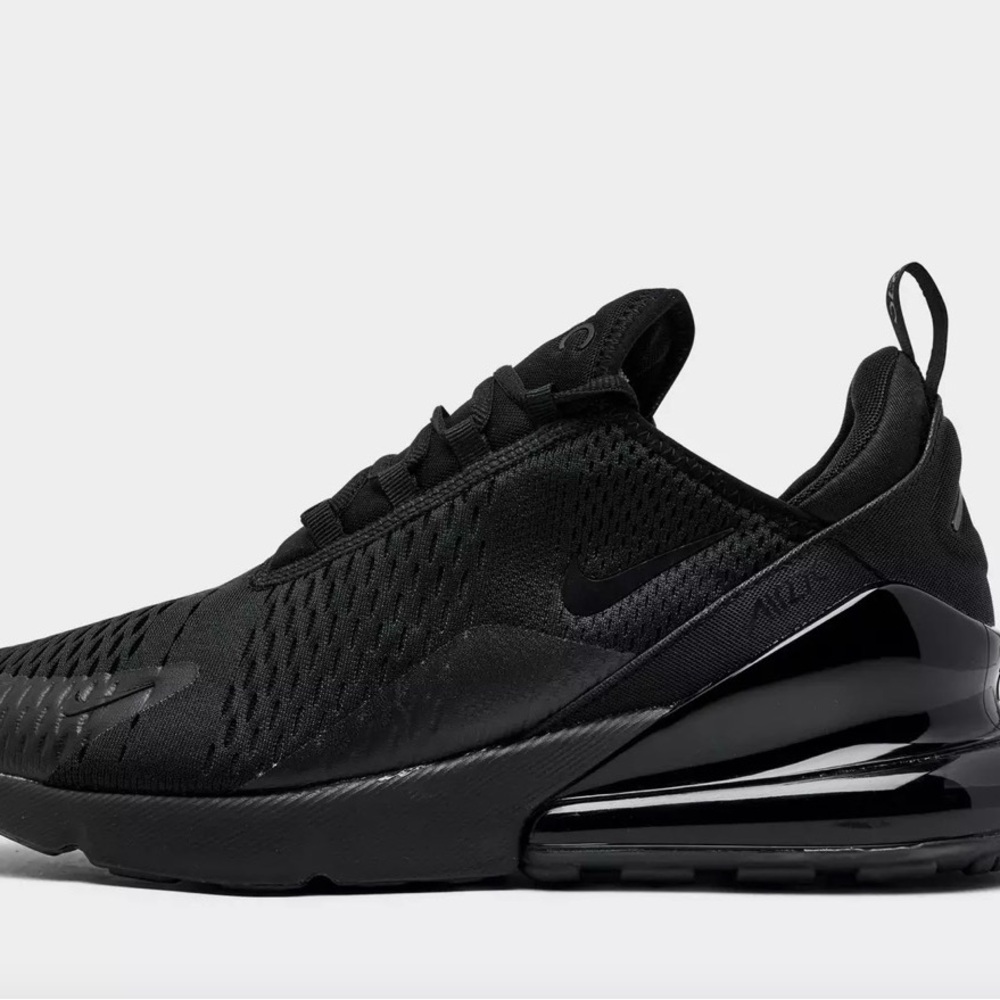 Nike Air Max 270 Women’s Sneakers